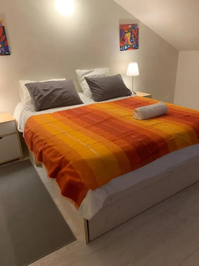 Appartement Neuf Et Tres Calme Avignon 0*,  France